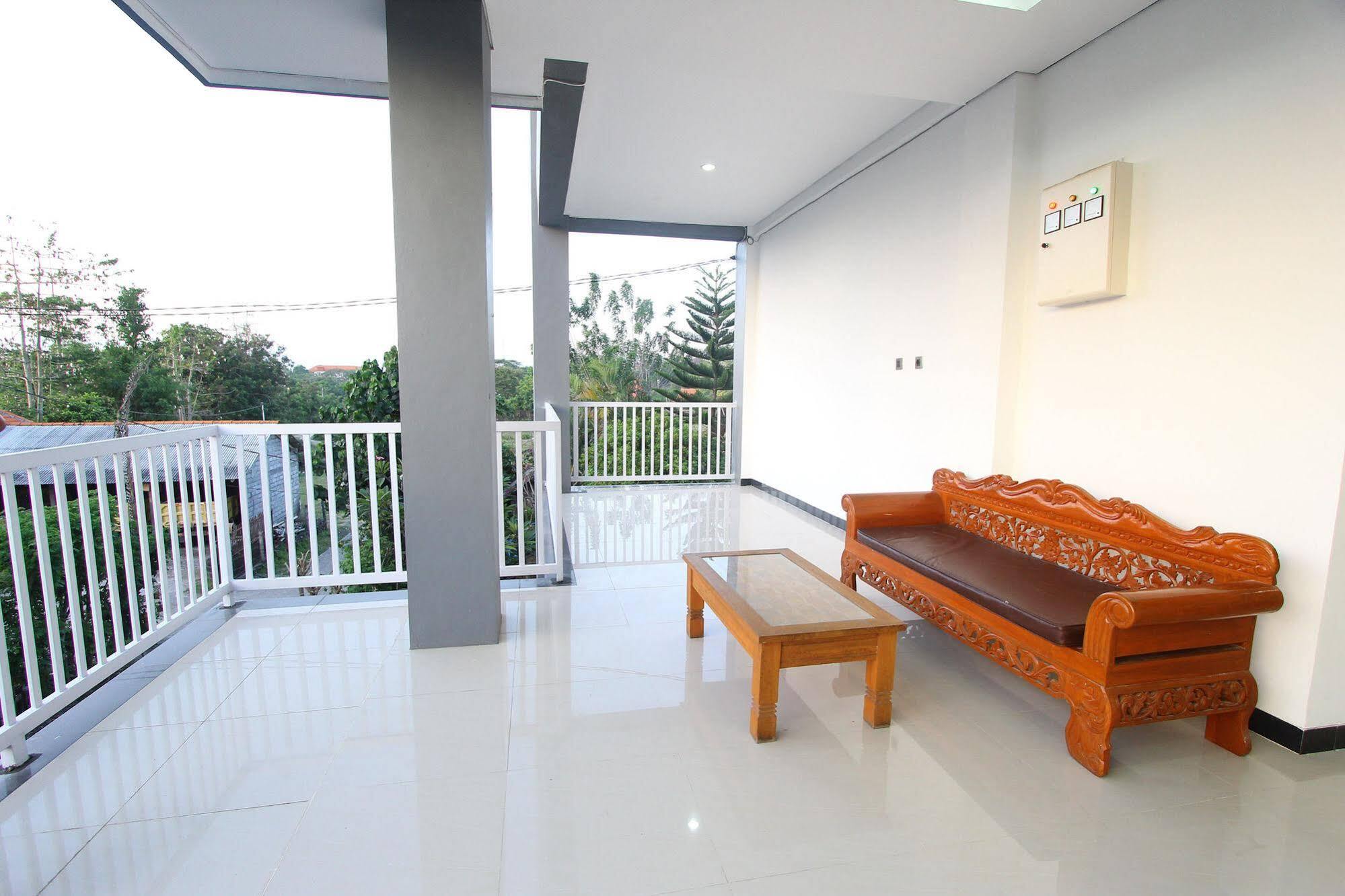 Pondok Nadi Putra 乌干沙 外观 照片